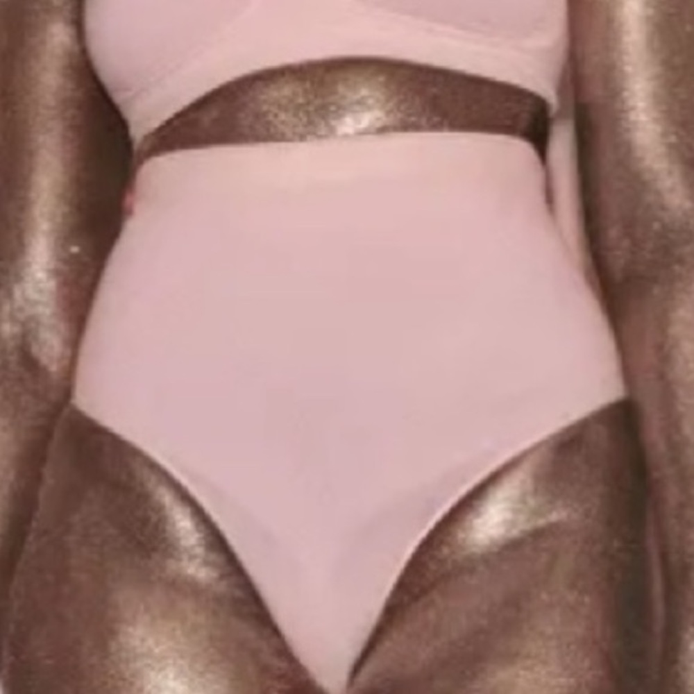 SKIMS Limited Edition Sculpting Core Control Thong in Quartz Size S/M